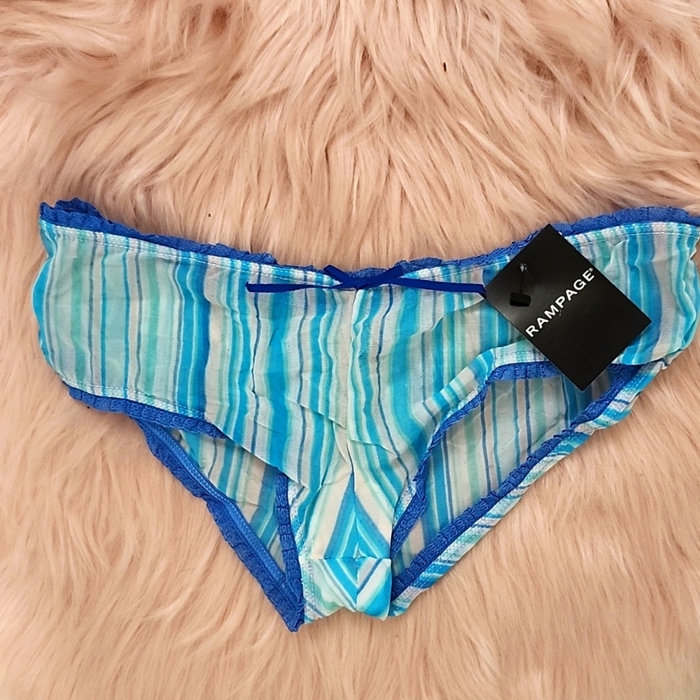 Y2K FIND!! Brand New RAMPAGE MESH CHEEKY PANTIES-S